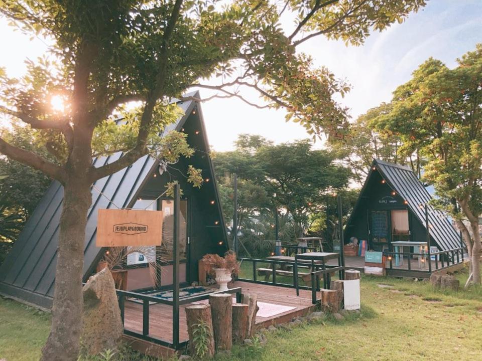 Hostel Jeju Playground Zewnętrze zdjęcie